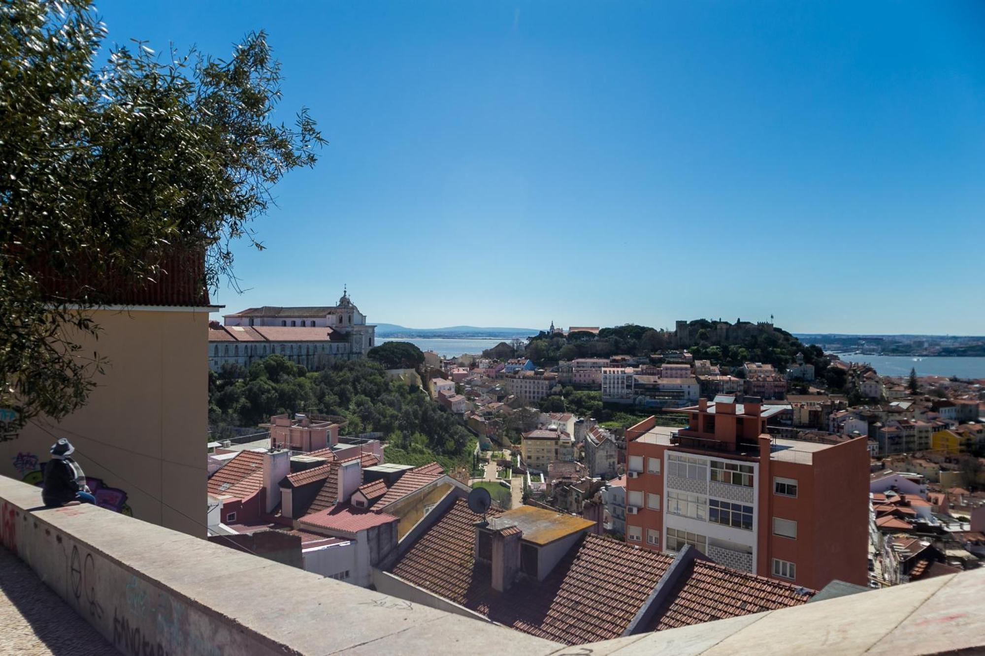 Happy Stay Lisbon - Suite With A View, Private Terrace & Ac Eksteriør bilde